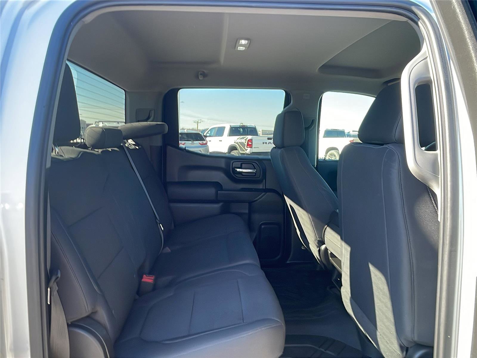 Used 2019 Chevrolet Silverado 1500 Custom w/ Custom Value Package image 16