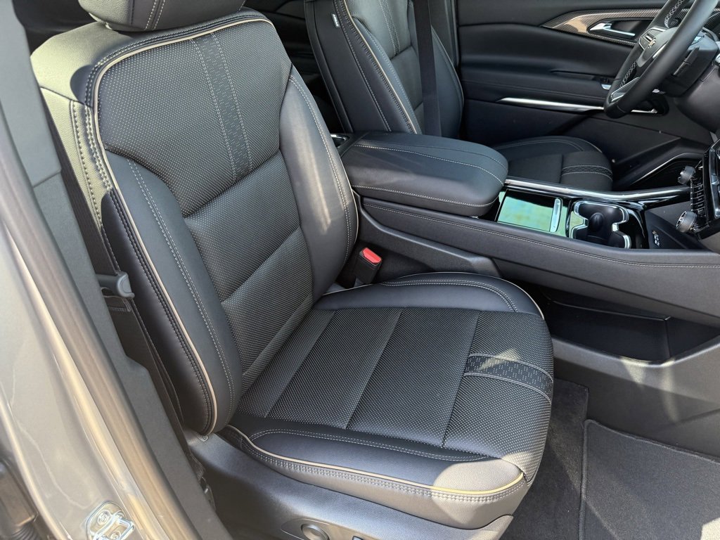 New 2026 Chevrolet Traverse High Country image 45