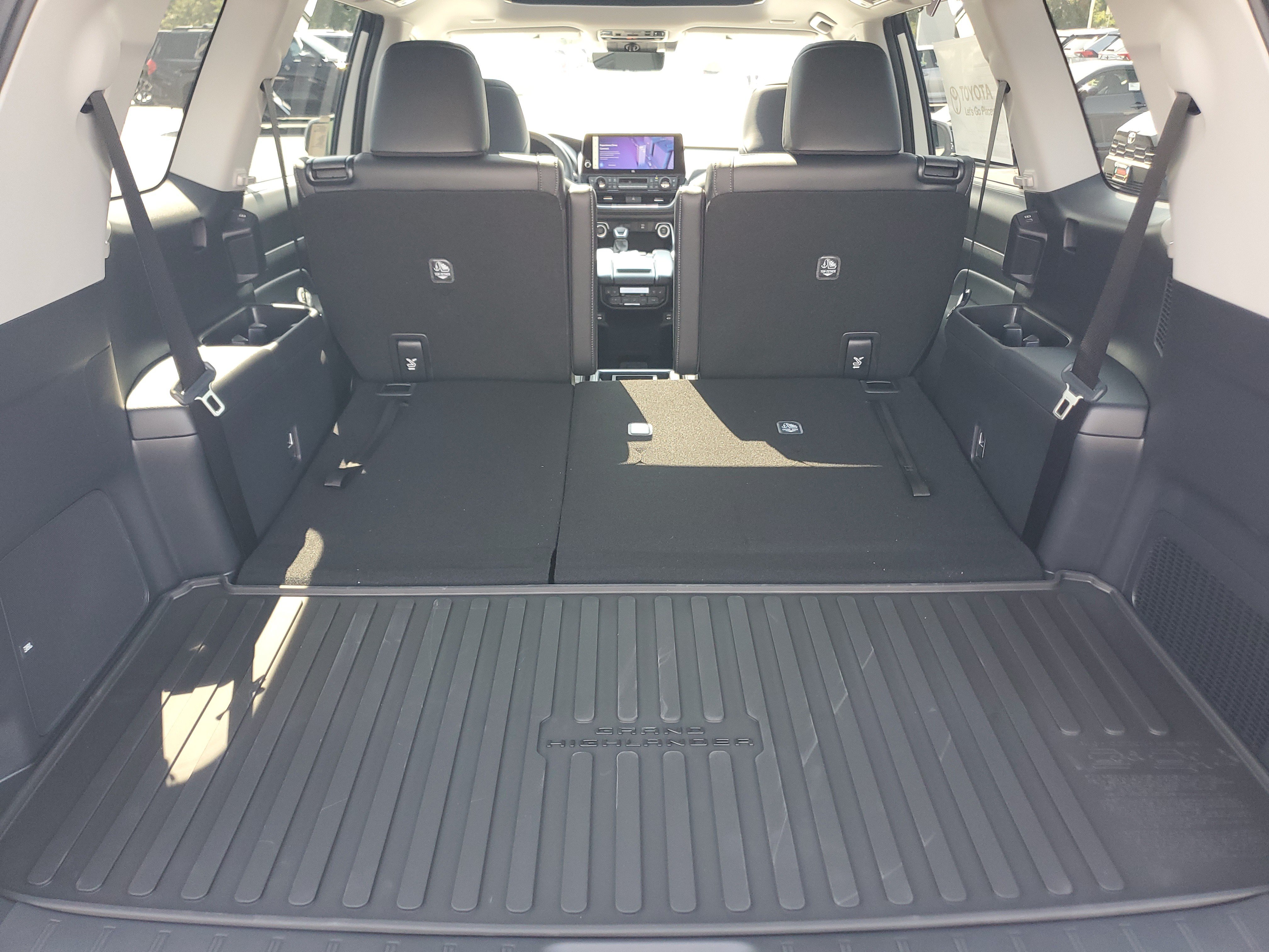 New 2026 Toyota Grand Highlander AWD image 9