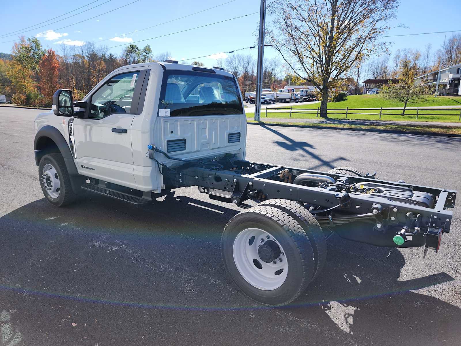 New 2026 Ford F550 4x4 Regular Cab Super Duty image 5