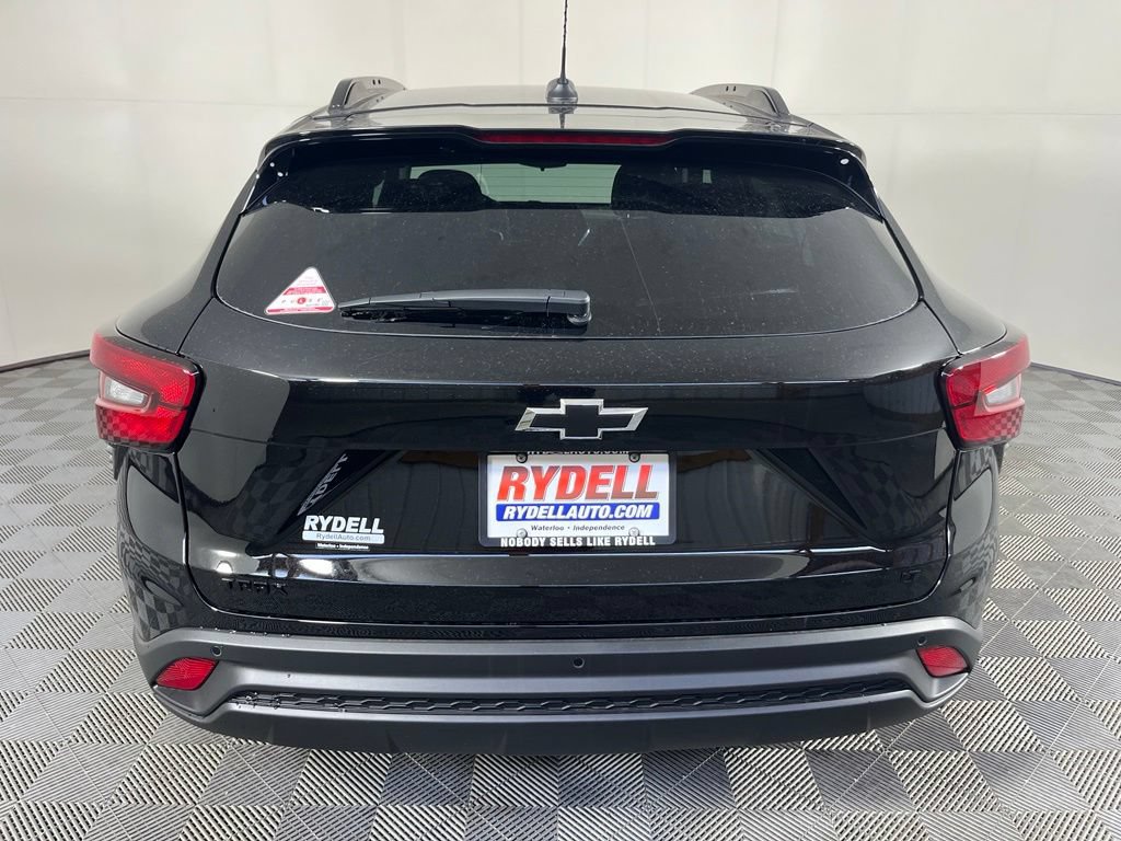 New 2026 Chevrolet Trax LT w/ Driver Confidence Package FWD image 7