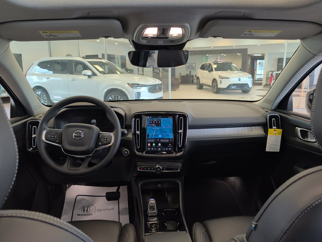 New 2026 Volvo XC40 B5 Plus w/ Protection Package Premier AWD/4WD image 14