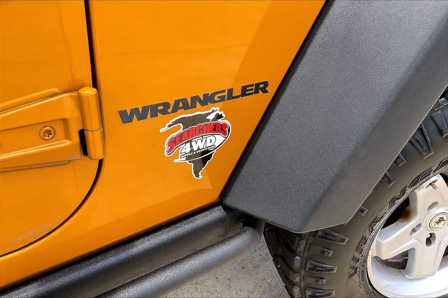 Used 2014 Jeep Wrangler Rubicon AWD/4WD image 8