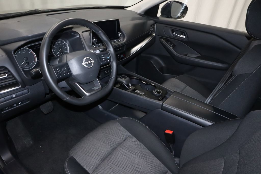 Certified 2025 Nissan Rogue SV AWD/4WD image 25