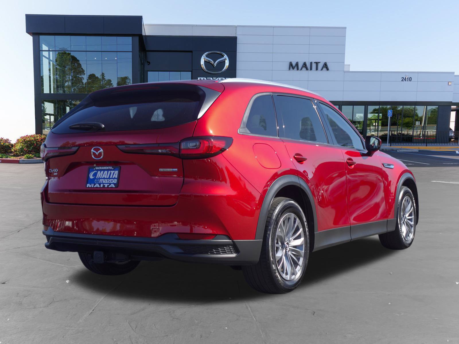 Certified 2024 MAZDA CX-90 Plug-In Hybrid w/ Preferred AWD/4WD image 4