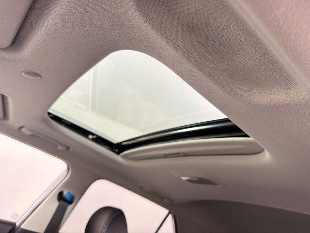 New 2026 Hyundai Venue SEL FWD image 13