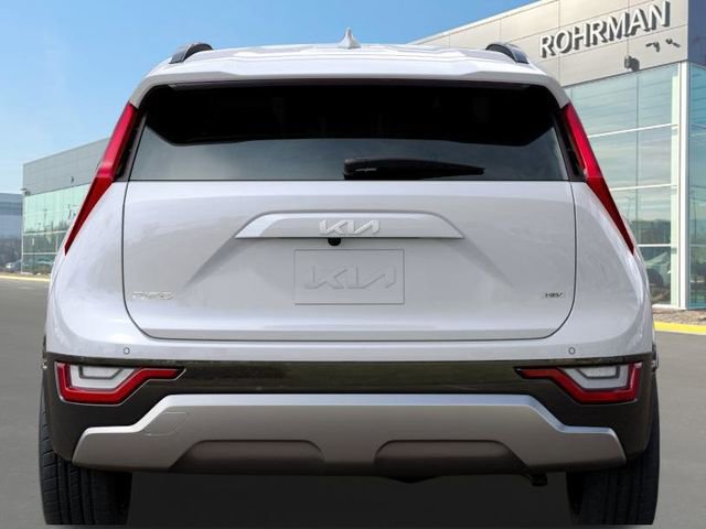 New 2025 Kia Niro SX Touring image 14