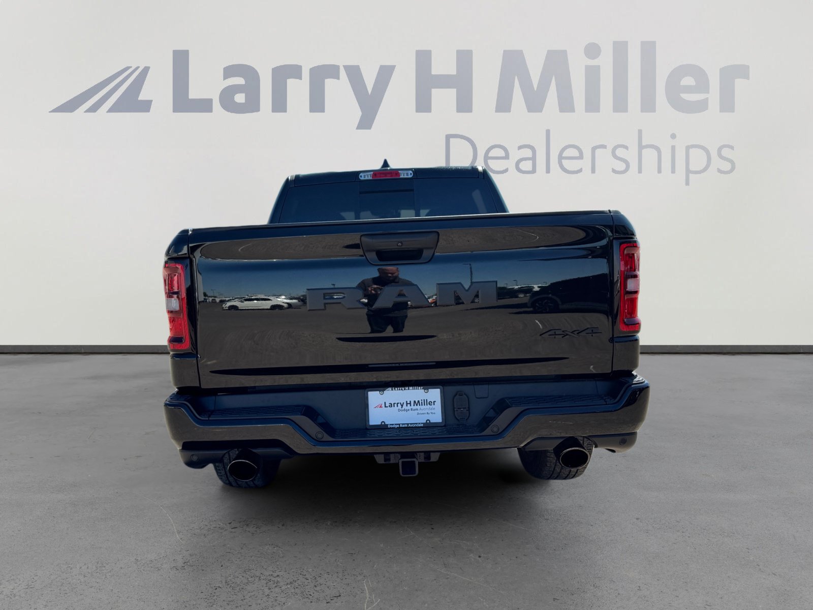 Used 2026 RAM 1500 Express AWD/4WD image 4