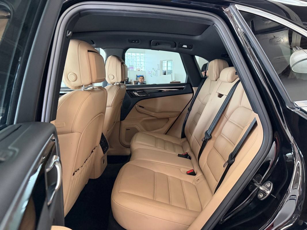 Used 2019 Porsche Macan S AWD/4WD image 45
