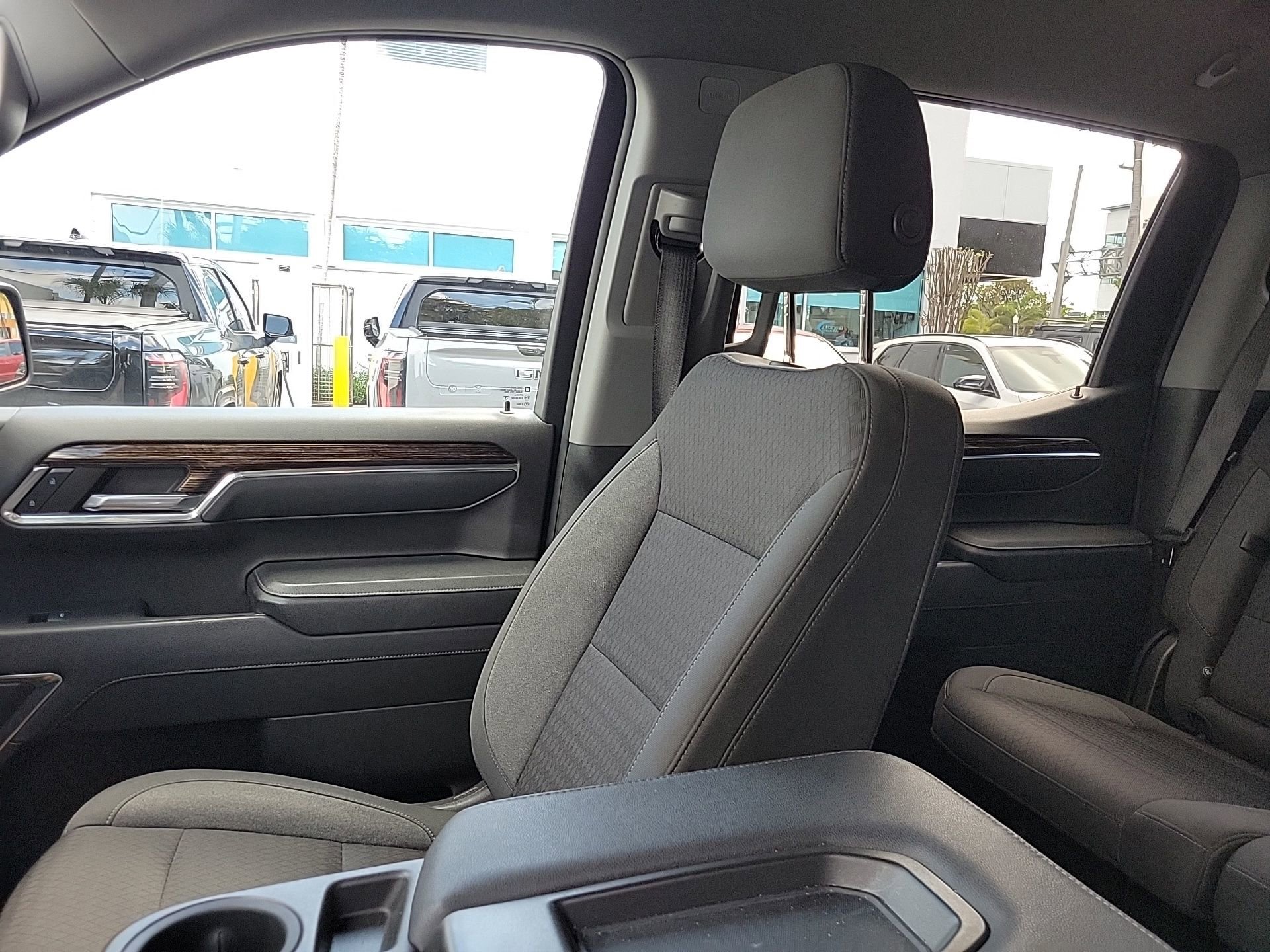 Used 2023 GMC Sierra 1500 Elevation image 23