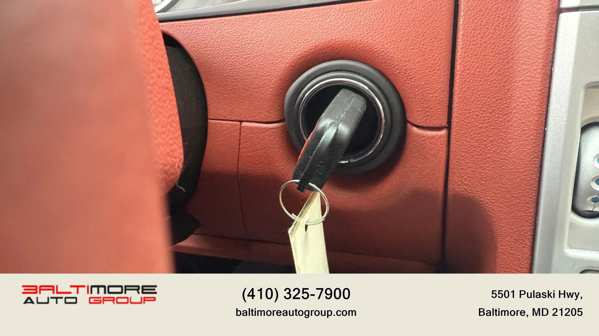 Used 2007 Chrysler Crossfire Limited image 31