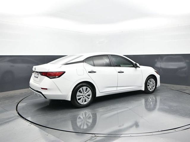Used 2025 Nissan Sentra S FWD image 7