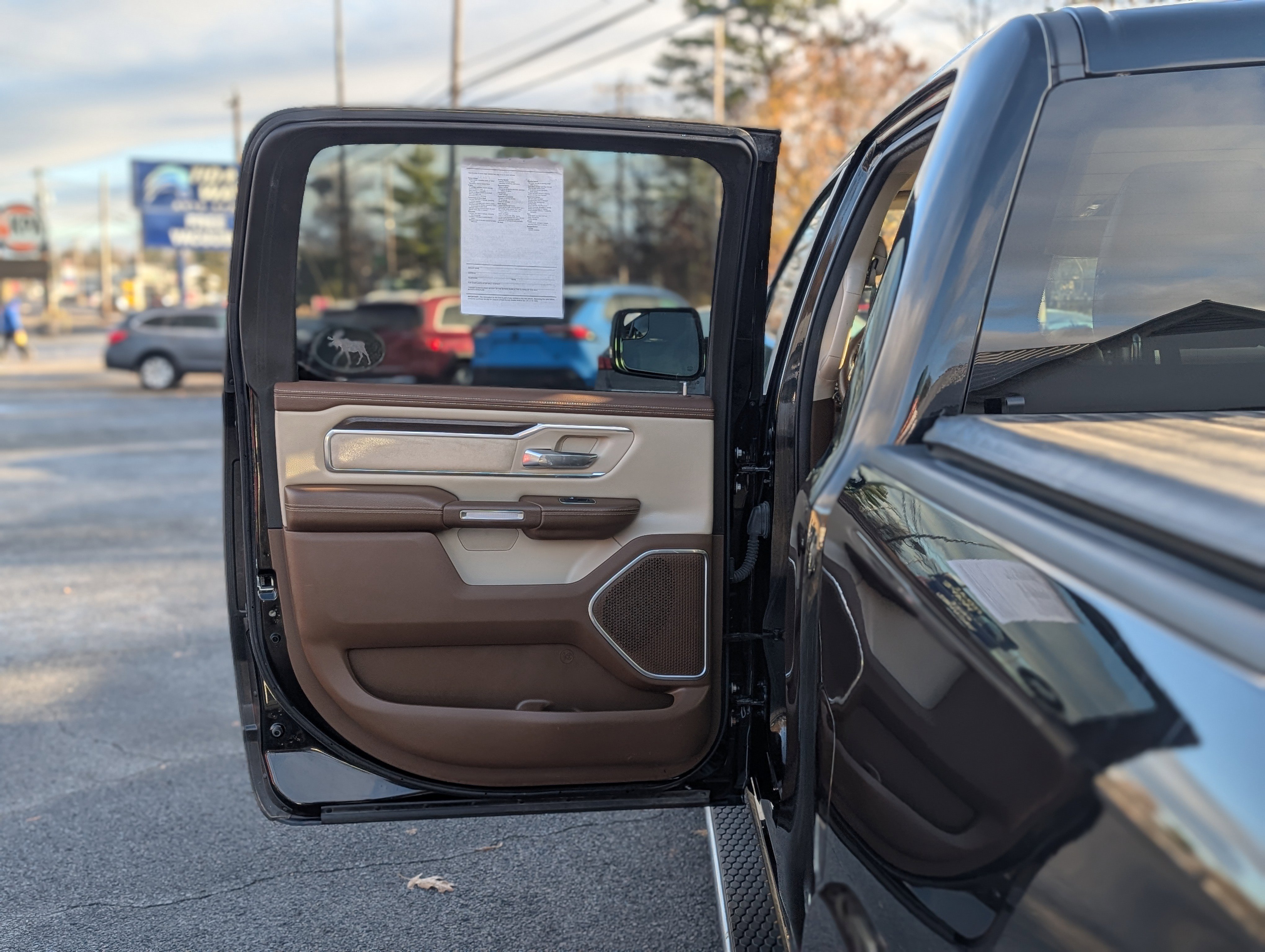 Used 2021 RAM 1500 Laramie image 39