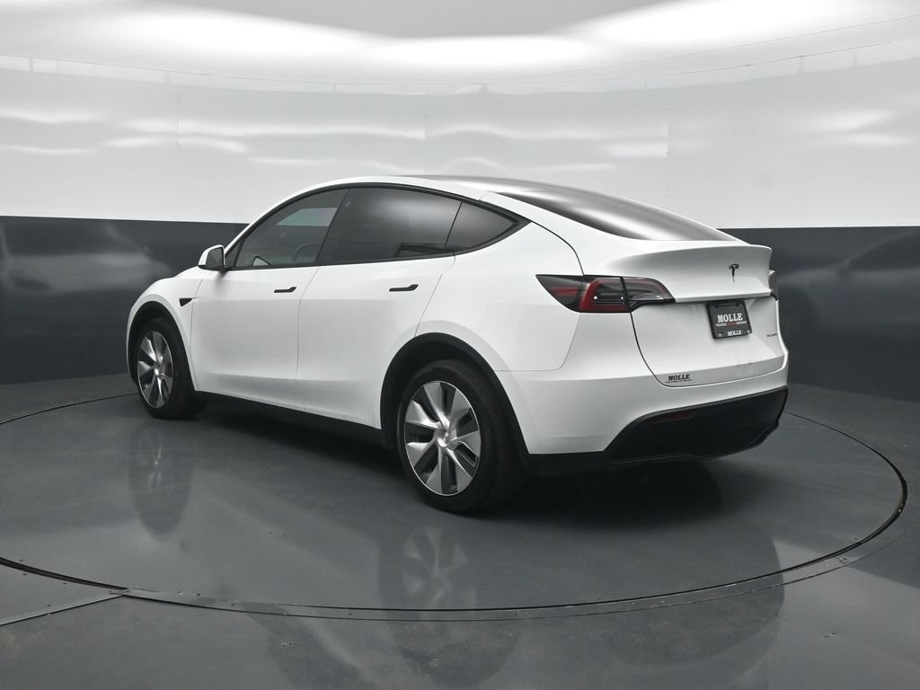 Used 2023 Tesla Model Y Long Range AWD/4WD image 5