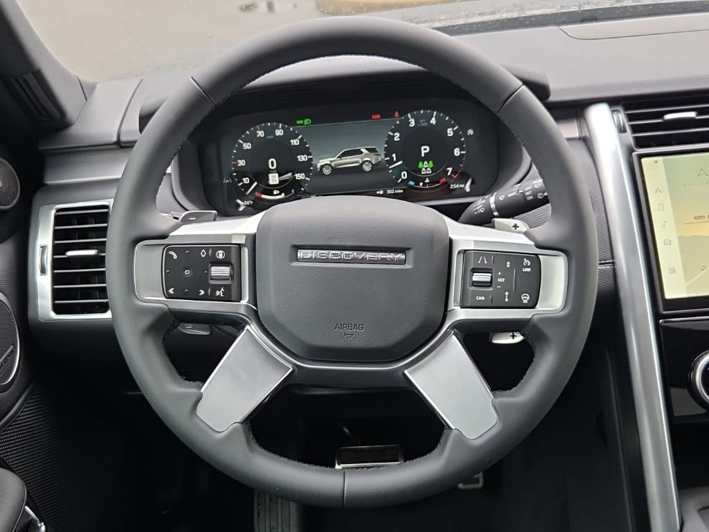 New 2026 Land Rover Discovery Limited Edition AWD/4WD image 24