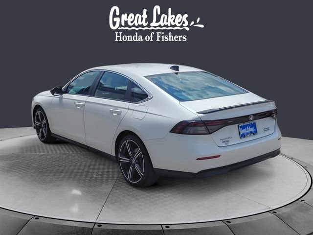 Used 2025 Honda Accord Sport image 3