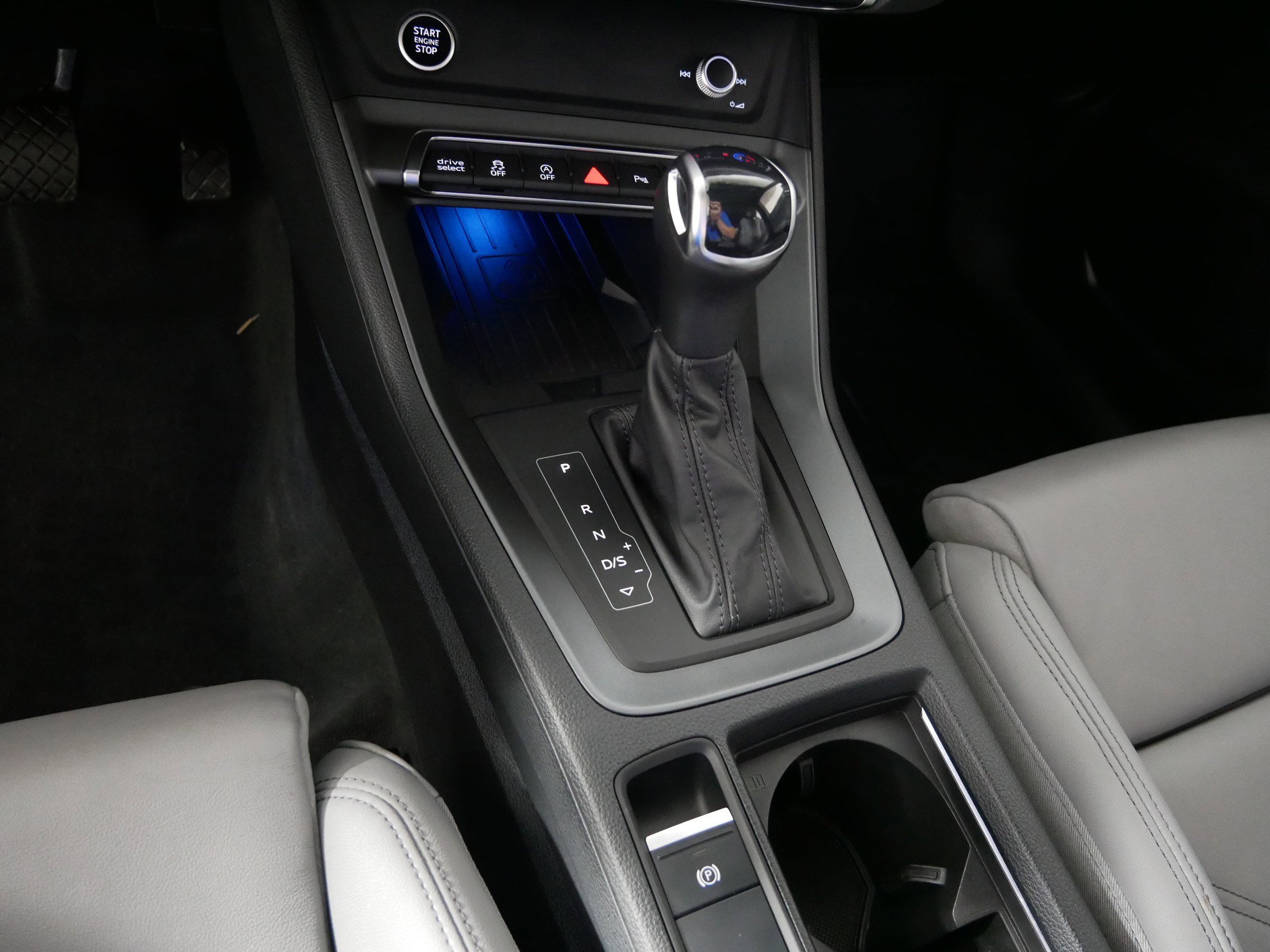 Used 2024 Audi Q3 2.0T Premium Plus AWD/4WD image 24