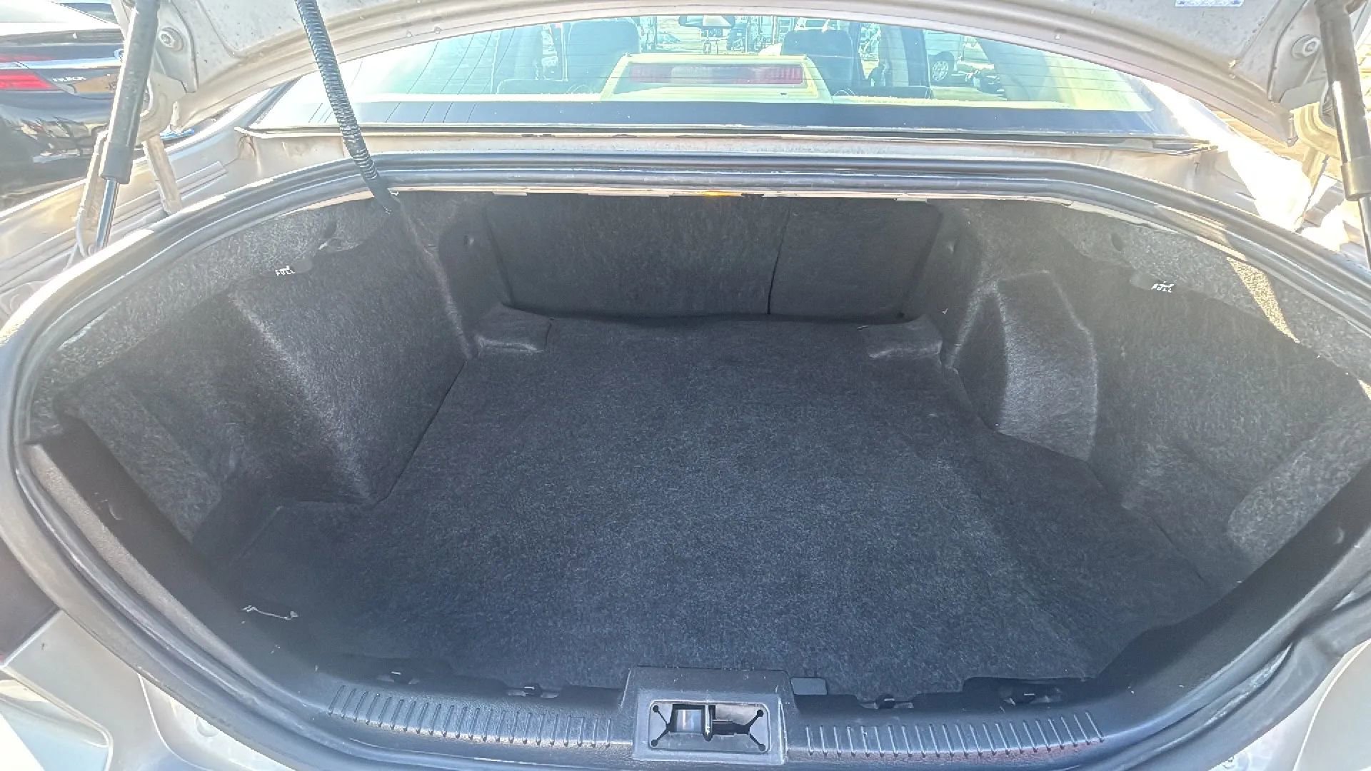 Used 2008 Mercury Milan Premier image 28