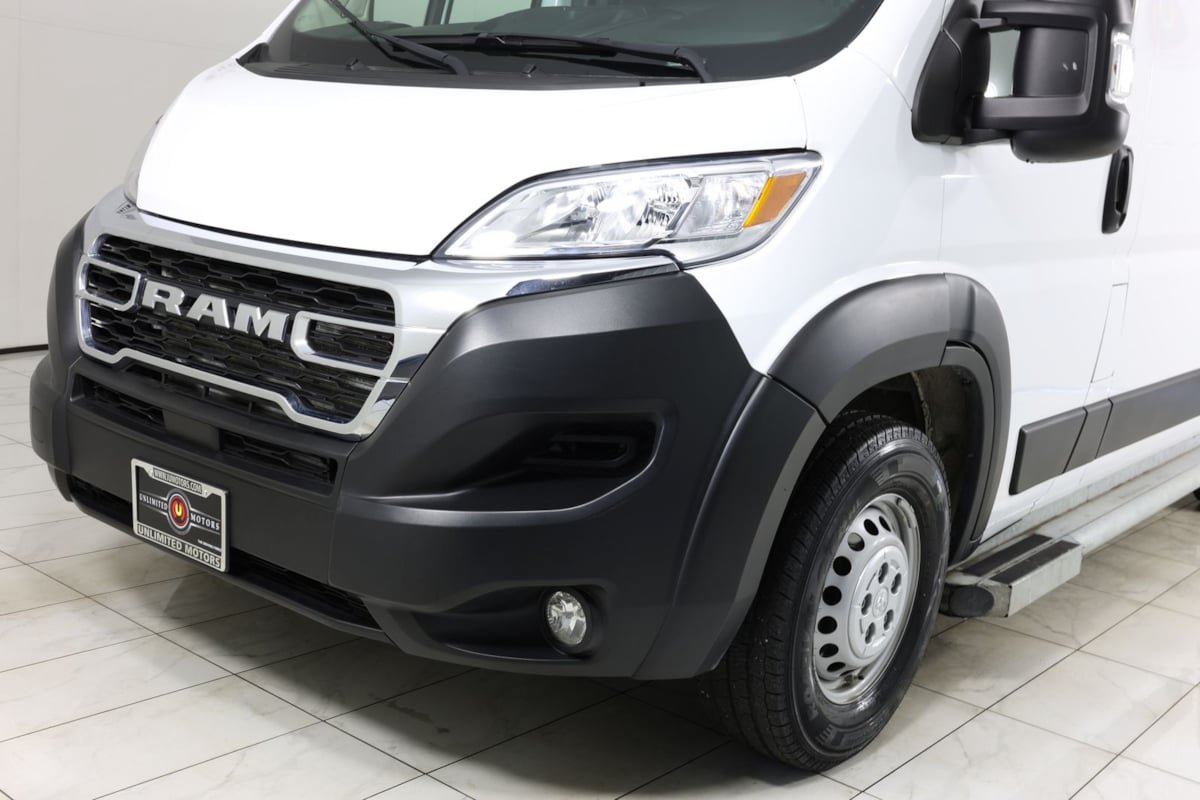 Used 2025 RAM ProMaster 2500 w/ U-Haul Equipment Group FWD image 37