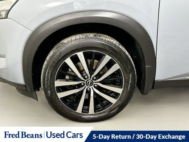 Used 2023 Nissan Pathfinder Platinum image 34