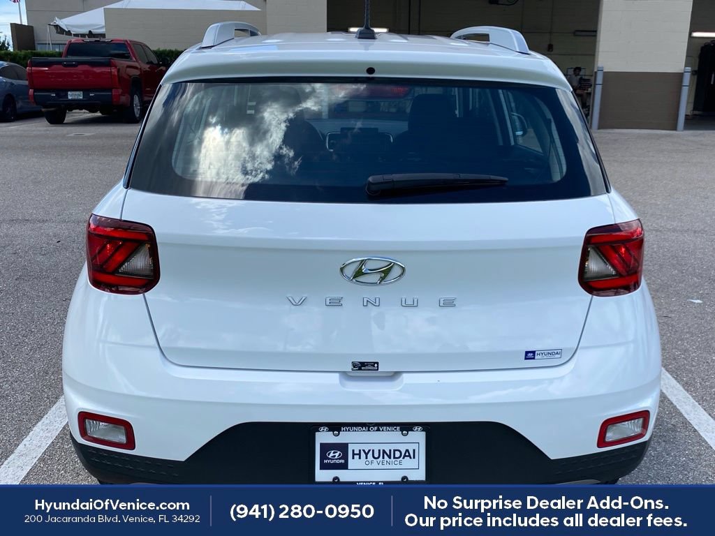 Certified 2026 Hyundai Venue SEL FWD image 27