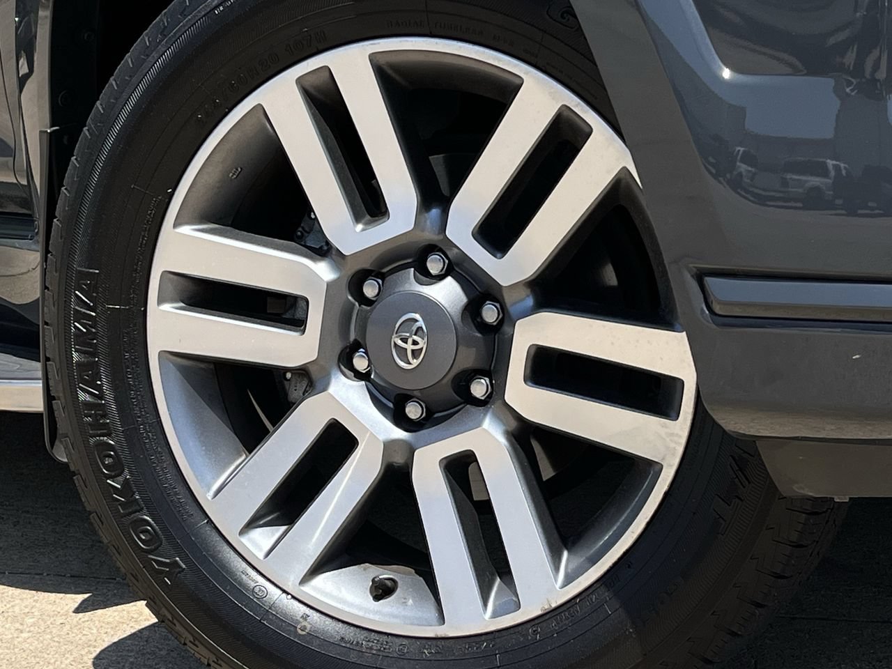 Used 2024 Toyota 4Runner TRD Sport AWD/4WD image 27