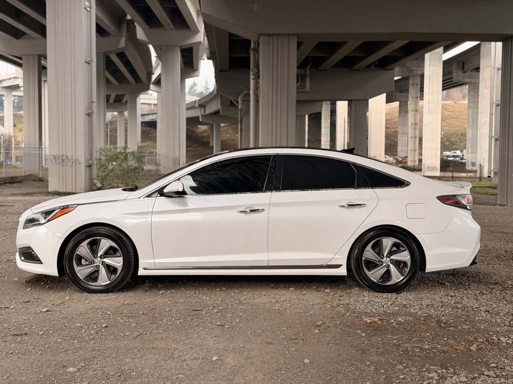 Used 2017 Hyundai Sonata Limited w/ Ultimate Package 02 image 4