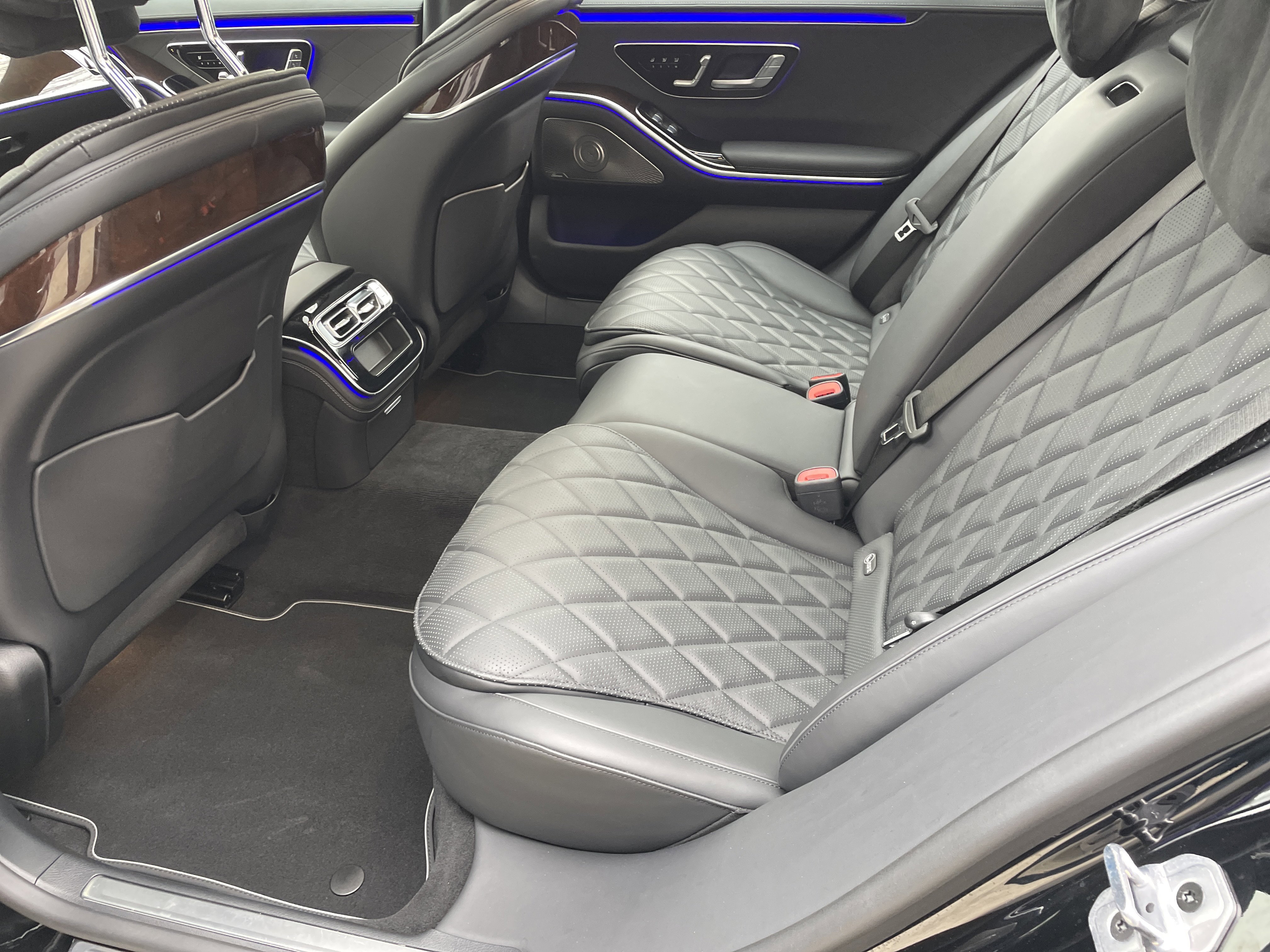 Certified 2024 Mercedes-Benz S 580e 4MATIC Sedan image 37