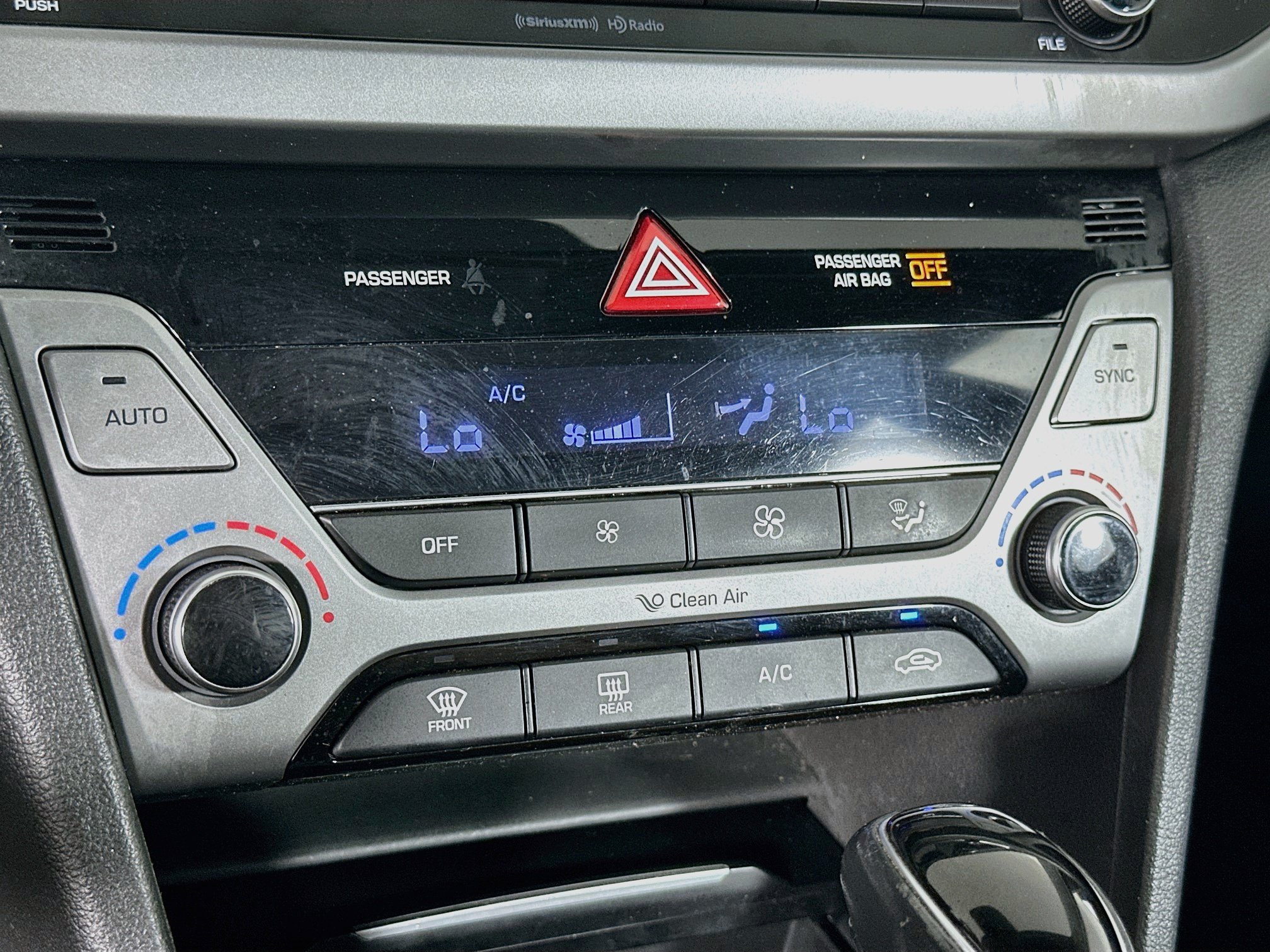 Used 2018 Hyundai Elantra Value Edition FWD image 23
