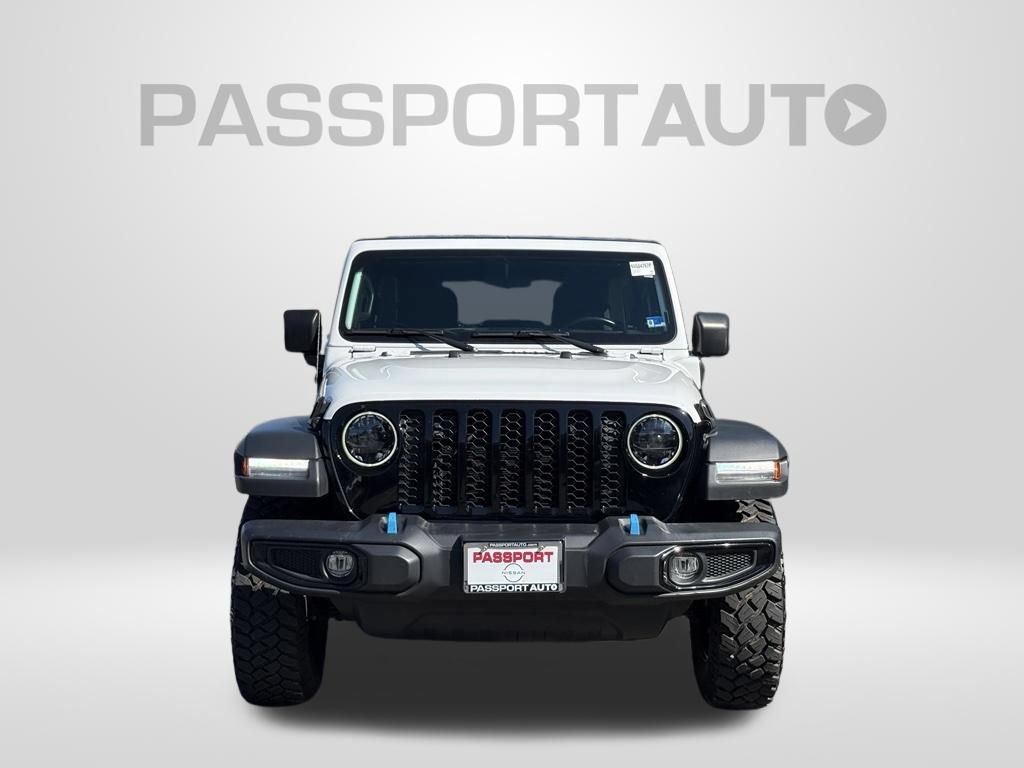 Used 2023 Jeep Wrangler Unlimited w/ Cold Weather Group AWD/4WD image 2