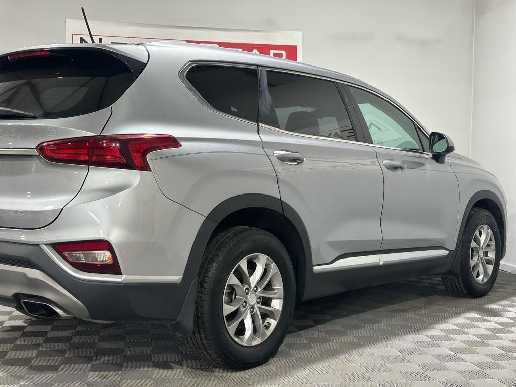 Used 2020 Hyundai Santa Fe SE FWD image 10