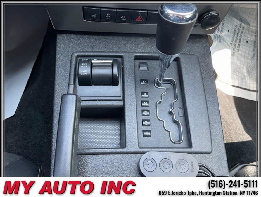 Used 2012 Jeep Liberty Sport image 18