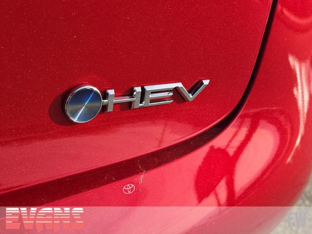 New 2026 Toyota Prius XLE image 3