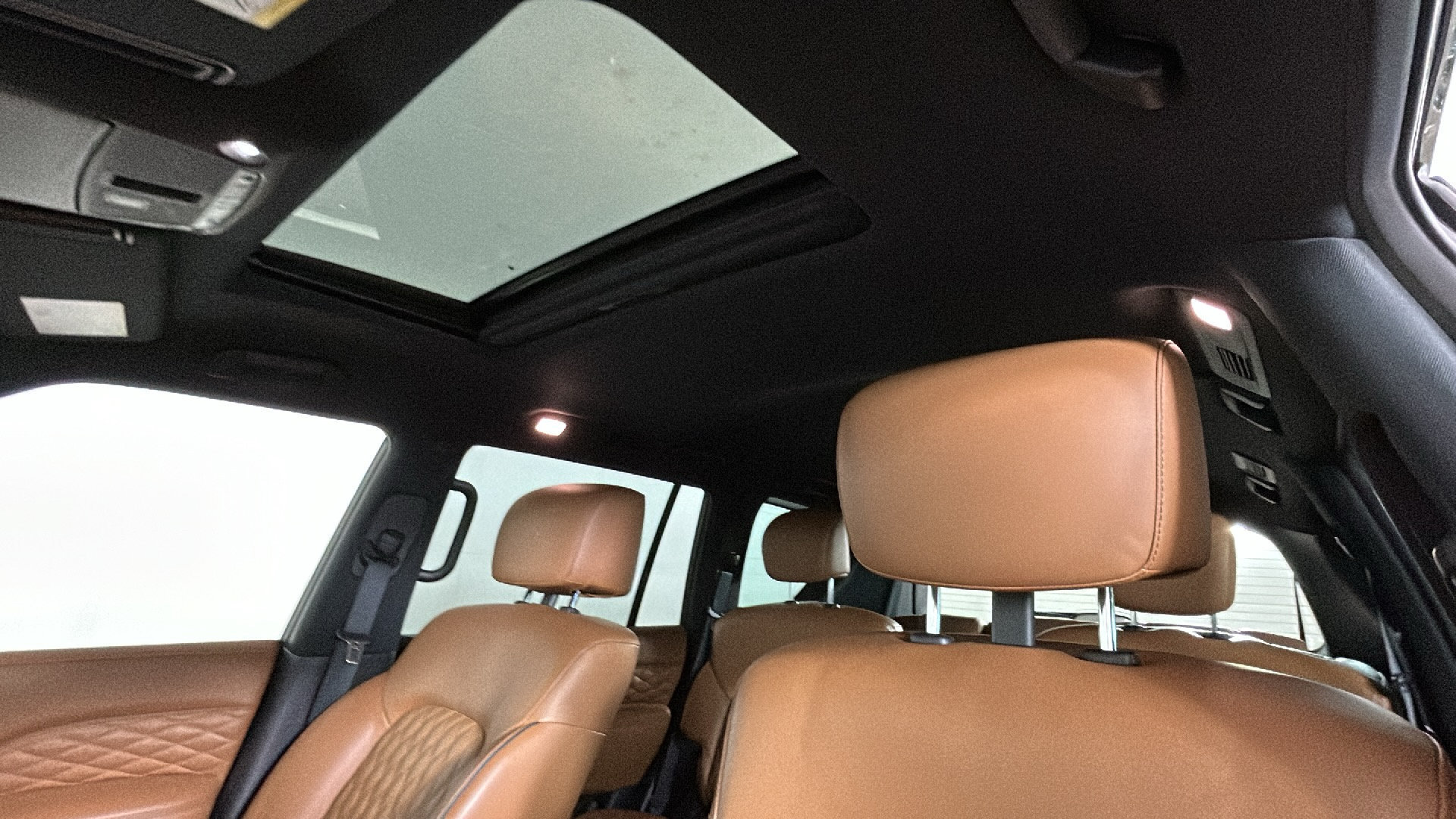 Used 2023 INFINITI QX80 Sensory w/ Cargo Package AWD/4WD image 15