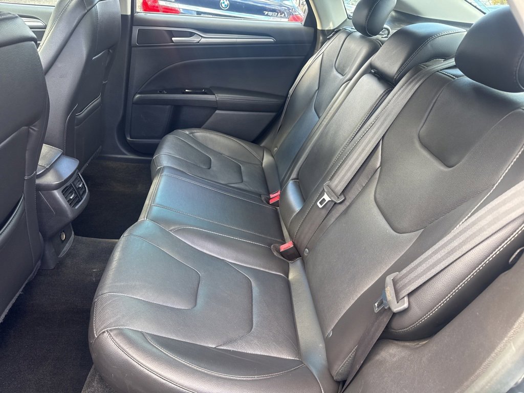 Used 2015 Ford Fusion Titanium image 26