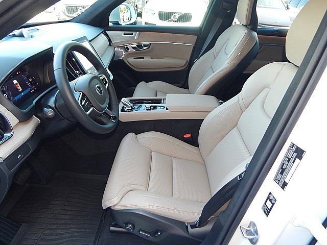 Certified 2026 Volvo XC90 B6 Ultra image 16