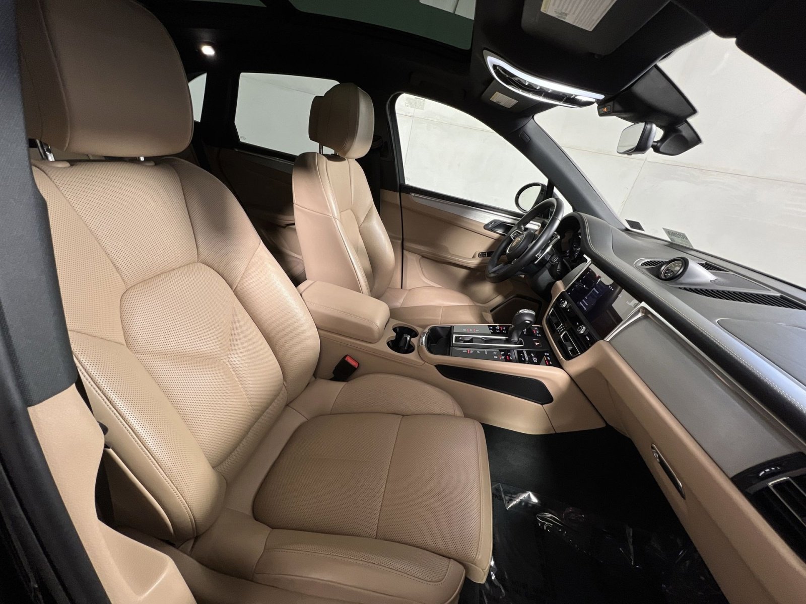 Used 2022 Porsche Macan S image 27