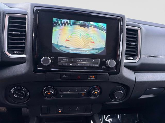 Used 2024 Nissan Frontier SV w/ Technology Package AWD/4WD image 17