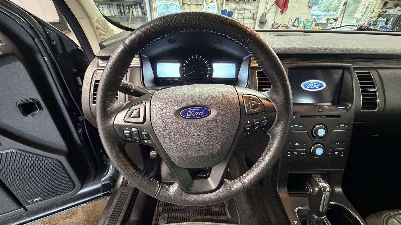 Used 2019 Ford Flex SEL w/ Equipment Group 202A image 15