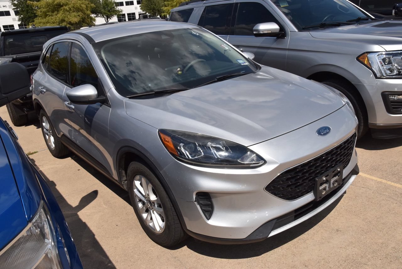 Used 2020 Ford Escape SE FWD image 4