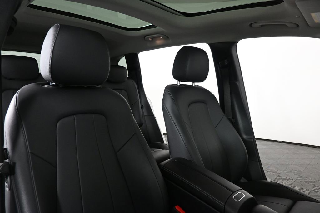 Used 2022 Mercedes-Benz GLB 250 image 22