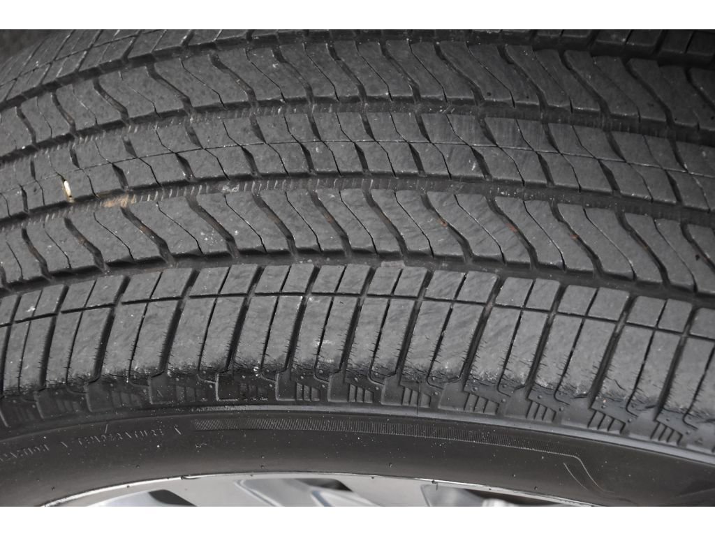 Certified 2023 Cadillac Escalade ESV Premium Luxury image 11