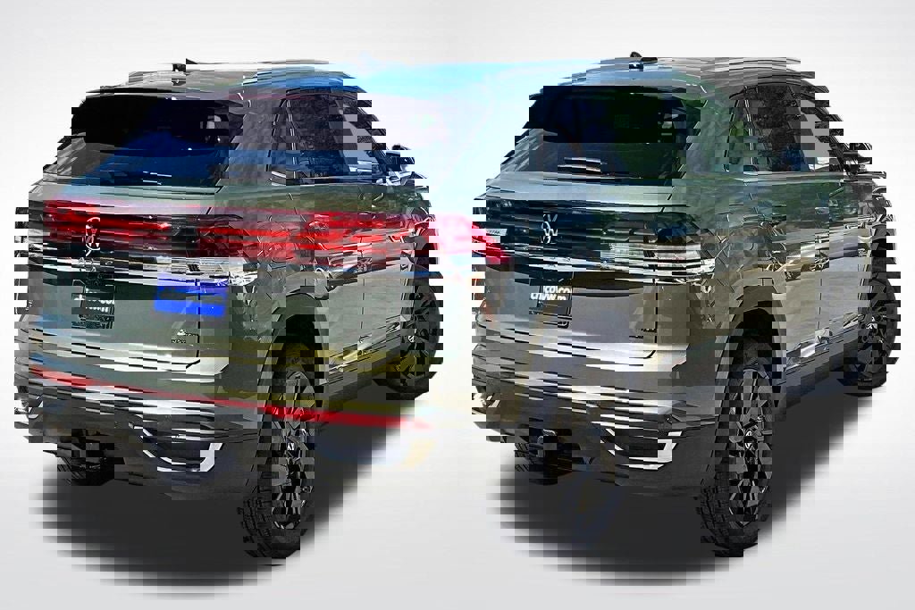 New 2026 Volkswagen Atlas Cross Sport SE image 10