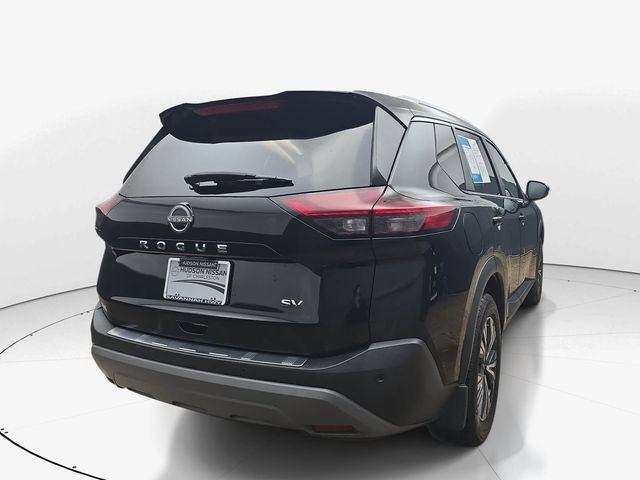 Used 2022 Nissan Rogue SV w/ SV Premium Package FWD image 6