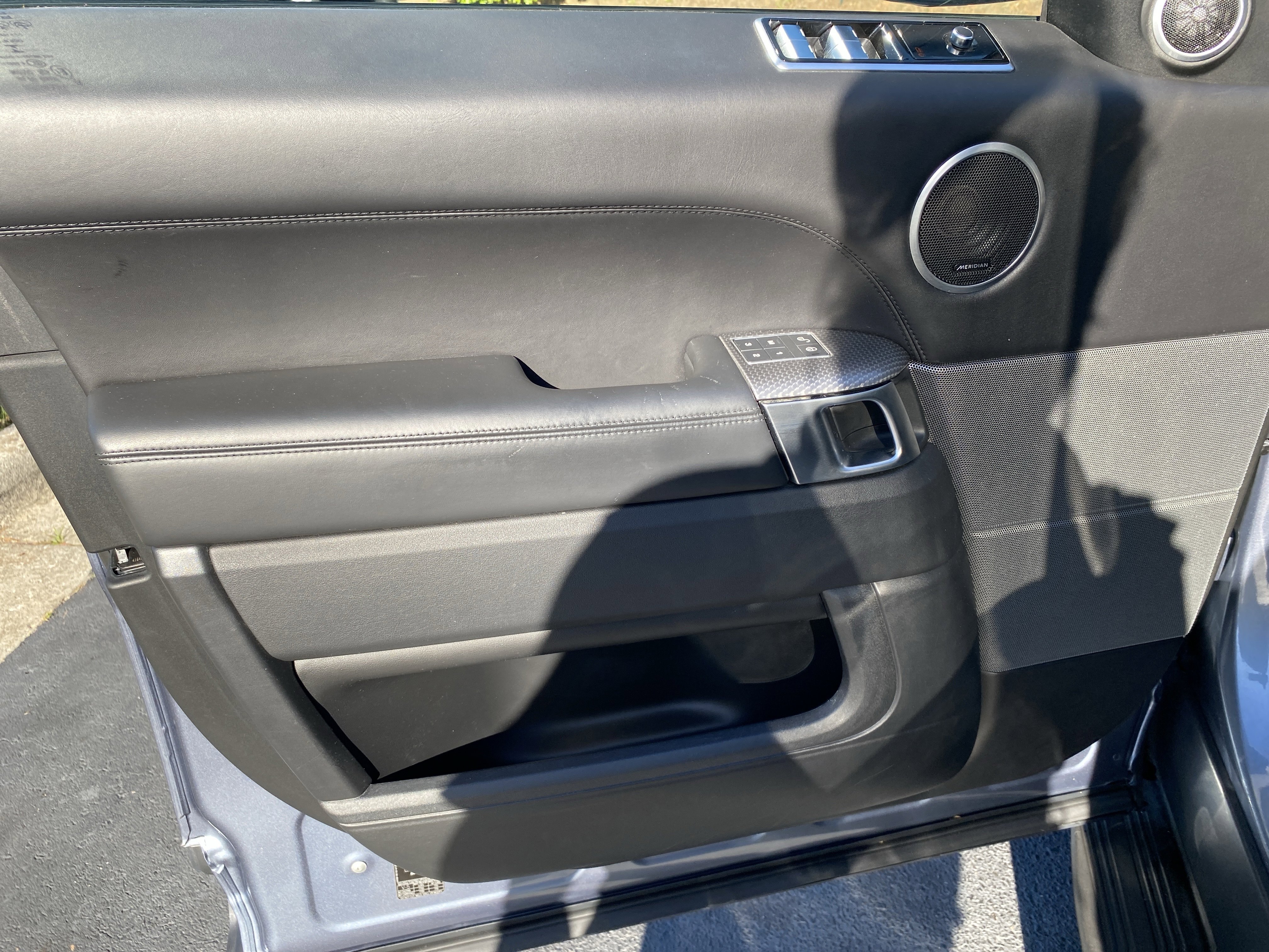 Used 2019 Land Rover Range Rover Sport Supercharged AWD/4WD image 13
