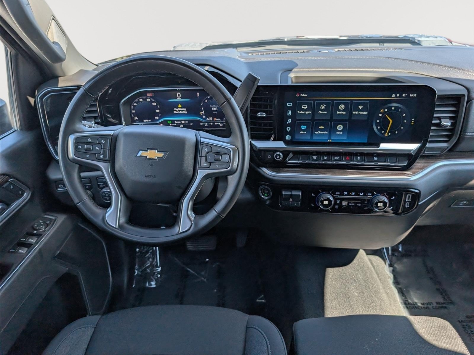 Used 2025 Chevrolet Silverado 2500 LT w/ Convenience Package AWD/4WD image 16