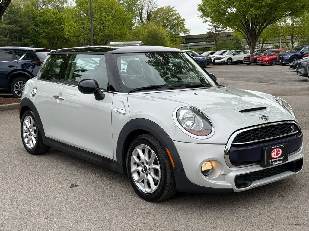 Used 2016 MINI Cooper S FWD image 4