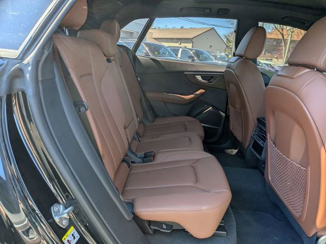 Used 2025 Audi Q8 Premium Plus image 32