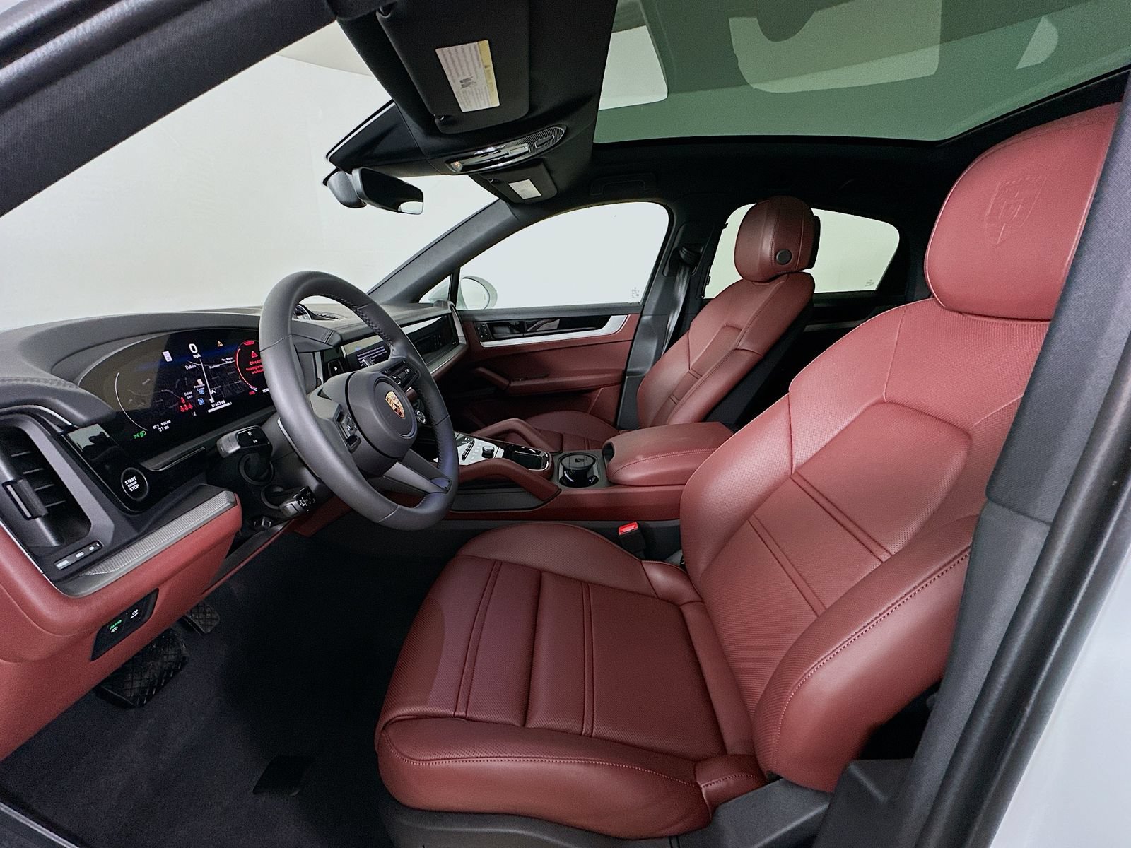 New 2026 Porsche Cayenne Coupe AWD/4WD image 32