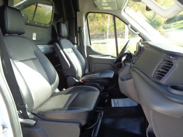 Used 2020 Ford Transit 250 Medium Roof image 21